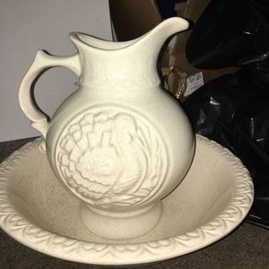 Pitcher and basin just in time for Thanksgiving